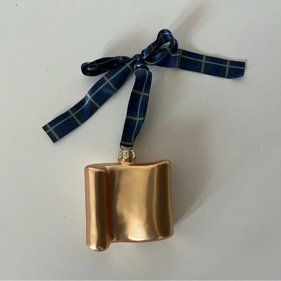 NWT Taylor Swift "August" Ornament - Picture 10 of 16